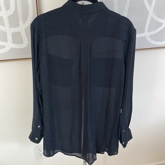 100% Silk Button Down w/ Subtle Stencil Print - Picture 4 of 7